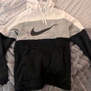 black white and gray Nike Sweatshirt (Medium)